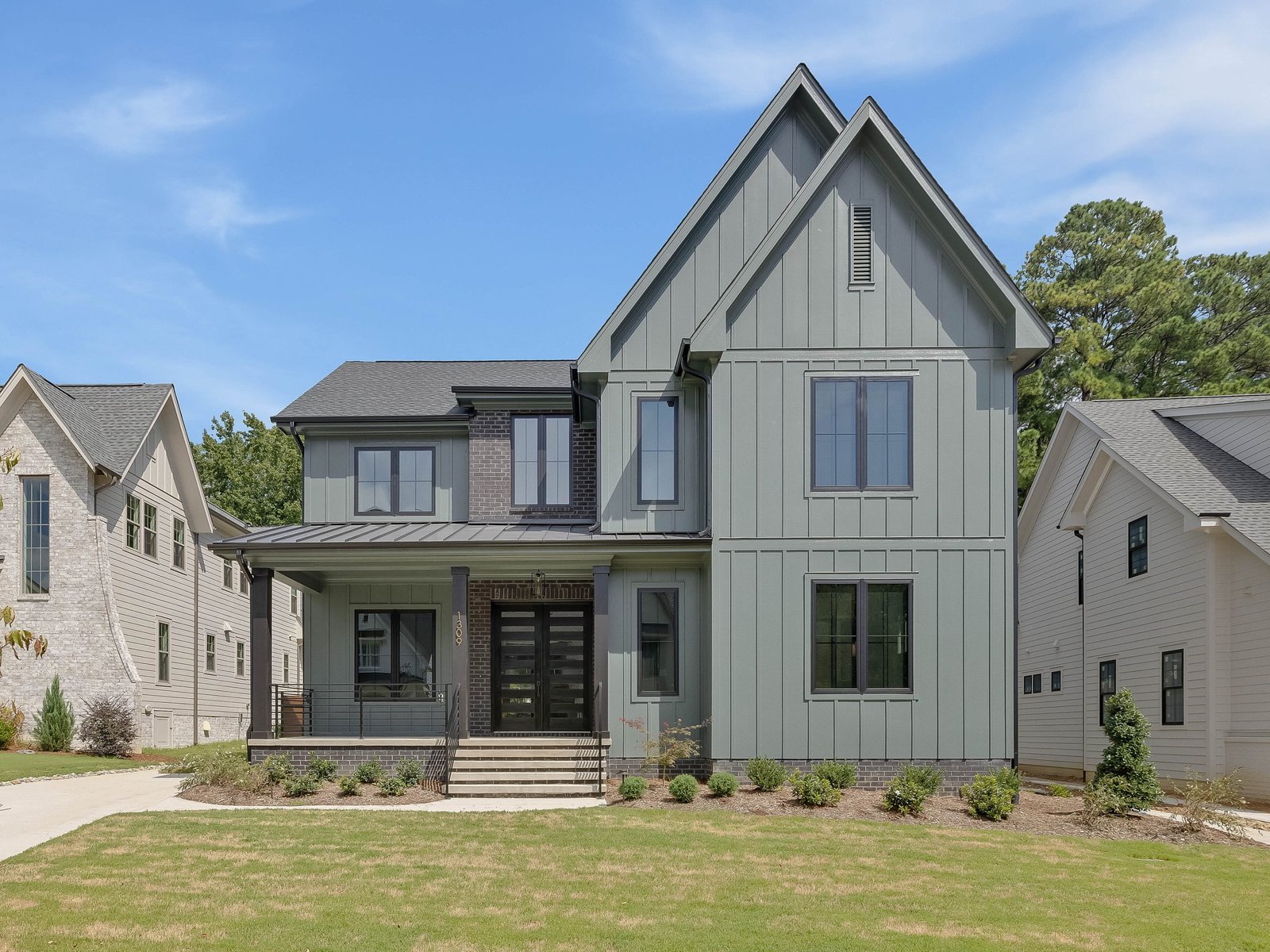 1309-Edwards-Pond-Ct-Apex-NC-print-004-017-Front-Exterior-4200x3151-300dpi