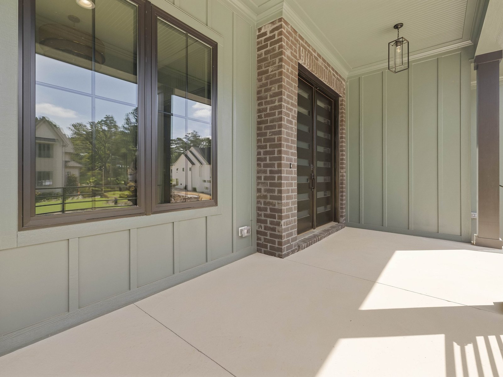 1309-Edwards-Pond-Ct-Apex-NC-print-010-081-Front-Porch-4200x3150-300dpi