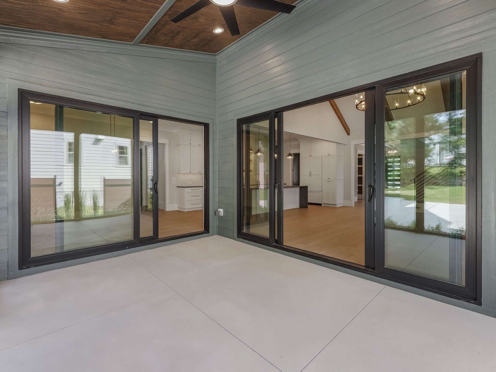 1309-Edwards-Pond-Ct-Apex-NC-print-030-042-Screened-Porch-4200x3150-300dpi