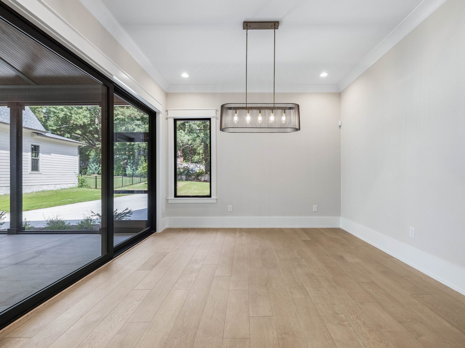 1309-Edwards-Pond-Ct-Apex-NC-print-044-061-Dining-4200x3150-300dpi