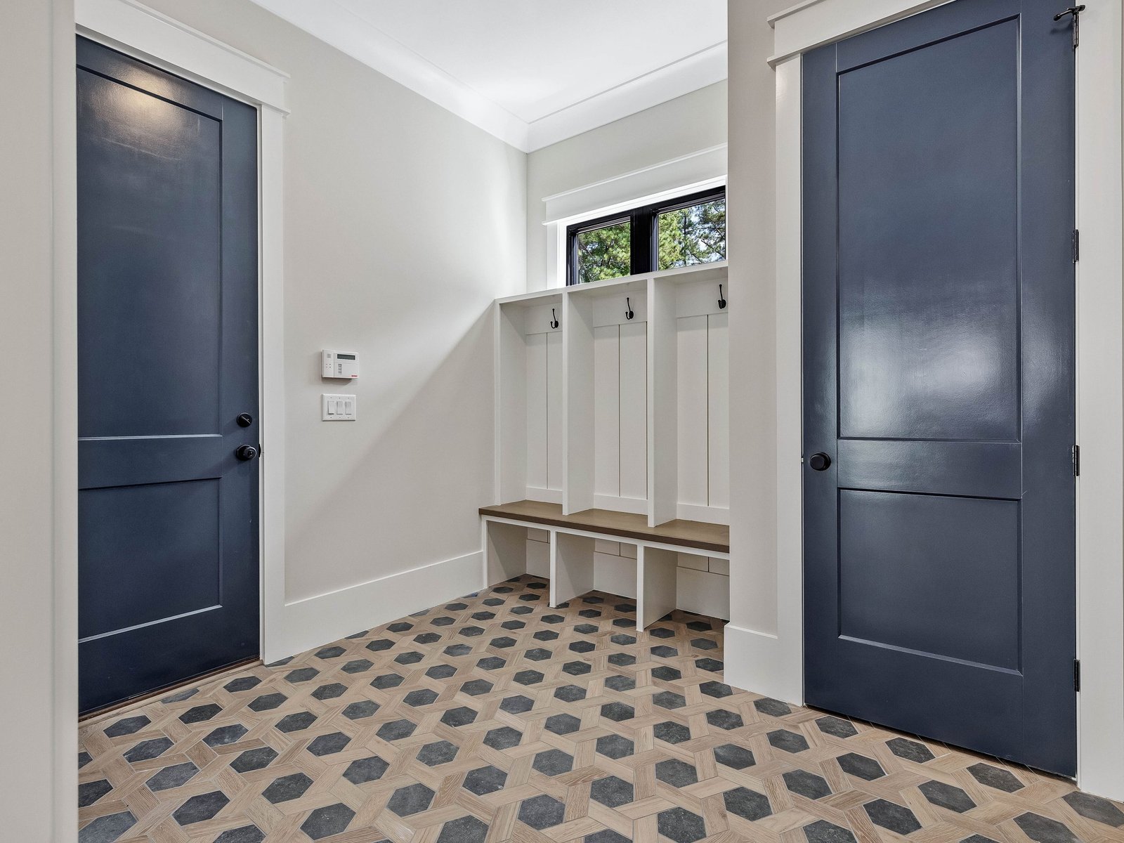 1309-Edwards-Pond-Ct-Apex-NC-print-063-035-Mudroom-4200x3150-300dpi