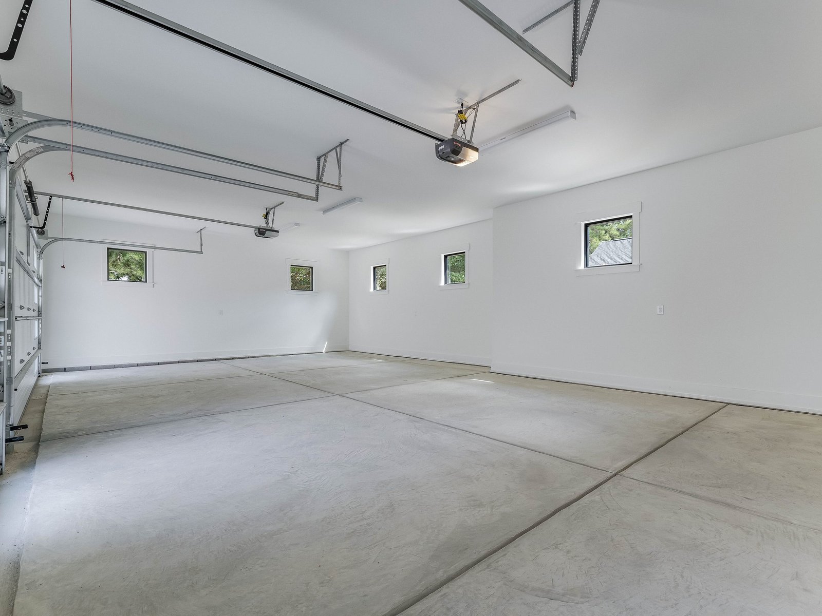 1309-Edwards-Pond-Ct-Apex-NC-print-066-044-Garage-4200x3150-300dpi