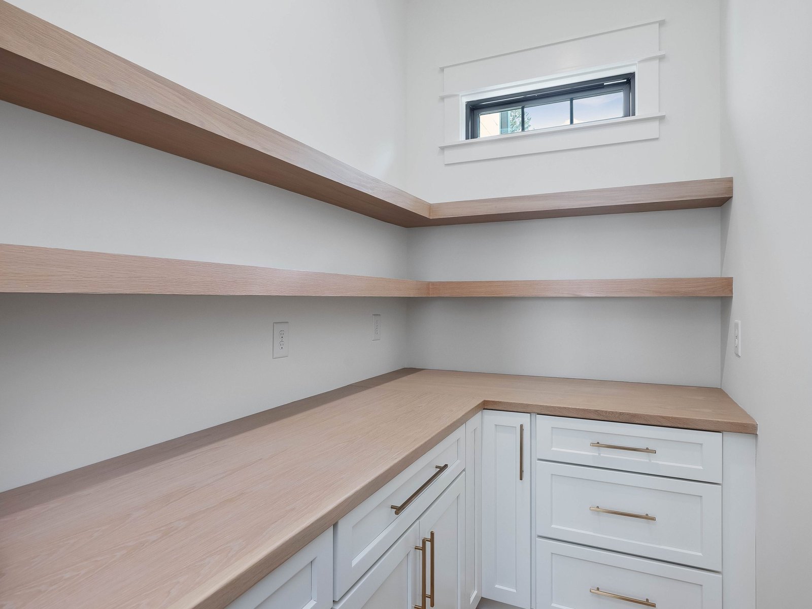 1317-Edwards-Pond-Ct-Apex-NC-print-030-005-030-1317edwardspondct-cotton-4200x3150-300dpi