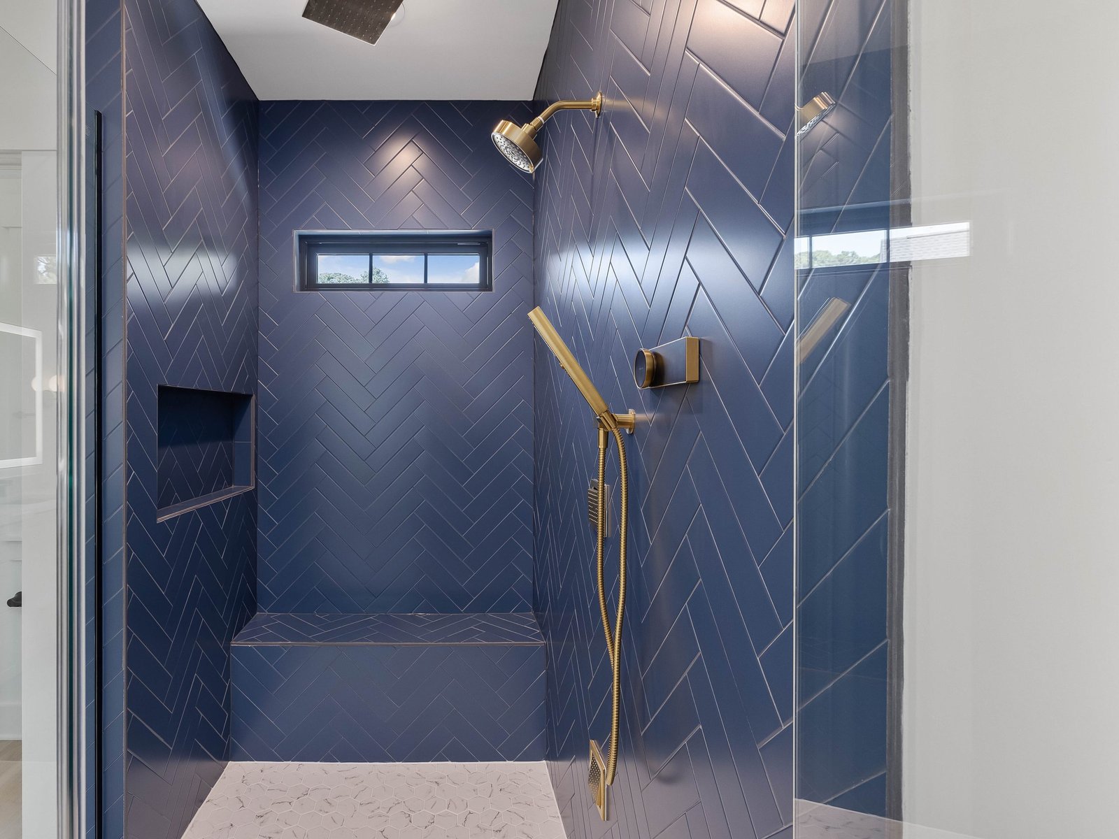 1317-Edwards-Pond-Ct-Apex-NC-print-081-053-081-1317edwardspondct-cotton-4200x3150-300dpi