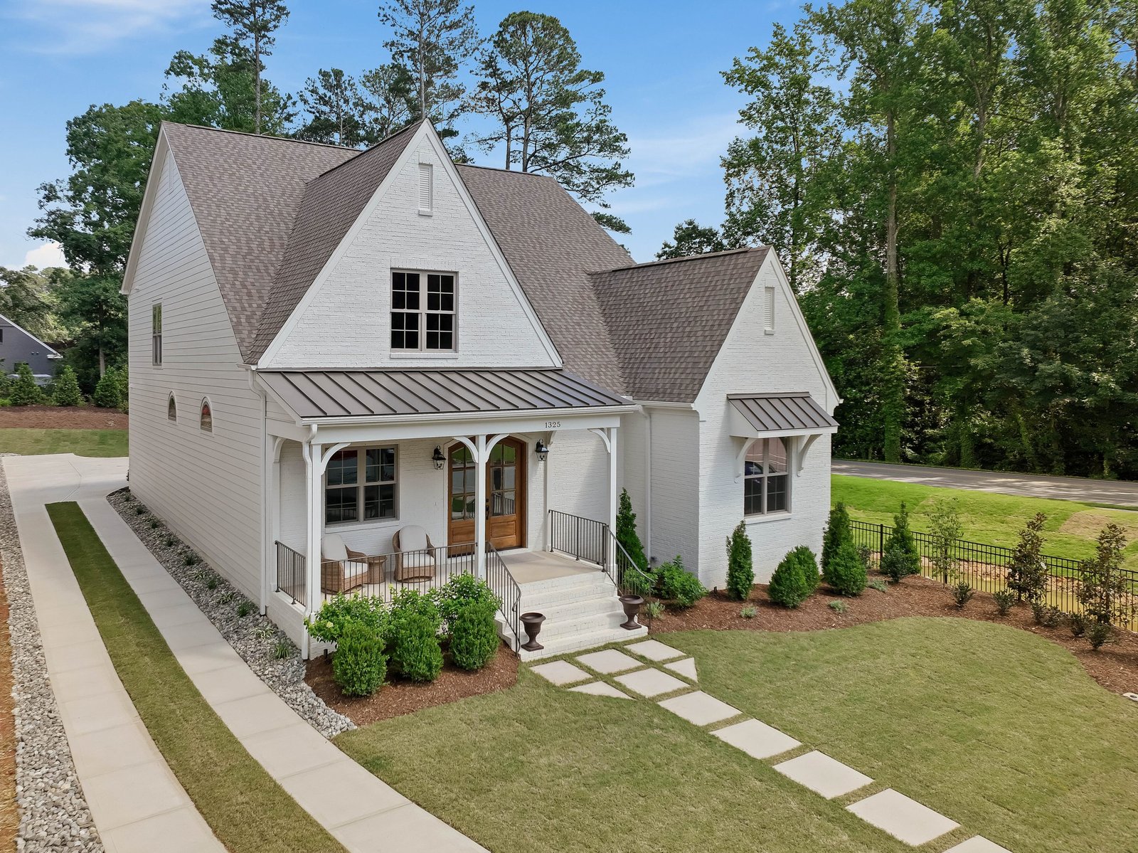 1325-Edwards-Pond-Ct-Apex-NC-print-004-082-004-1325edwardspondct-cotton-4200x3147-300dpi