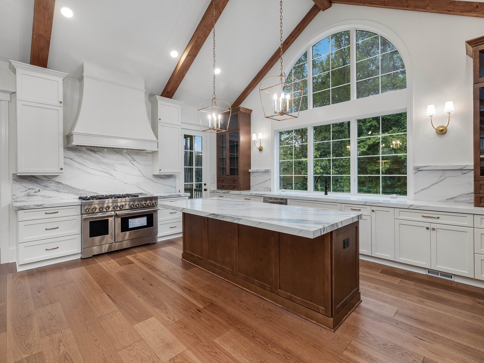 1325-Edwards-Pond-Ct-Apex-NC-print-025-064-025-1325edwardspondct-cotton-4200x3150-300dpi