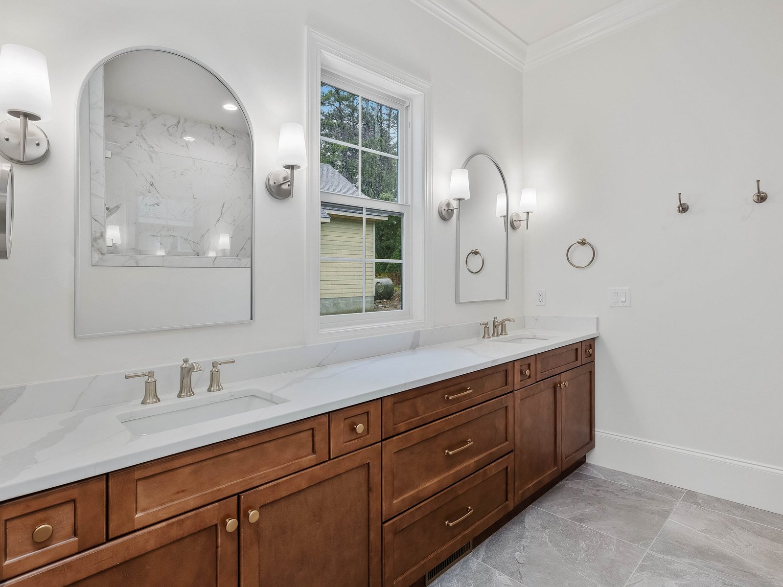 1325-Edwards-Pond-Ct-Apex-NC-print-042-015-042-1325edwardspondct-cotton-4200x3150-300dpi