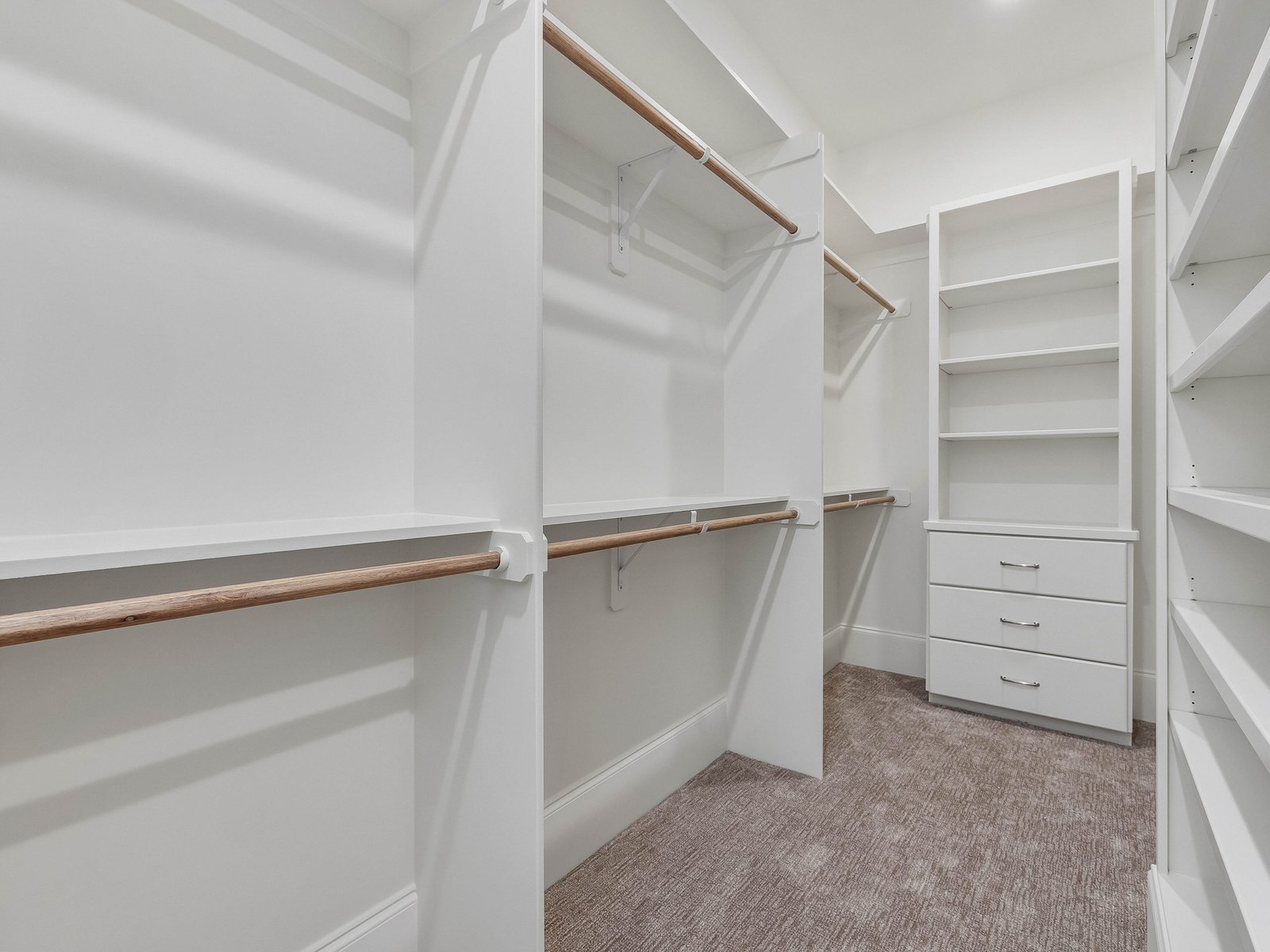 1325-Edwards-Pond-Ct-Apex-NC-print-047-003-047-1325edwardspondct-cotton-4200x3150-300dpi