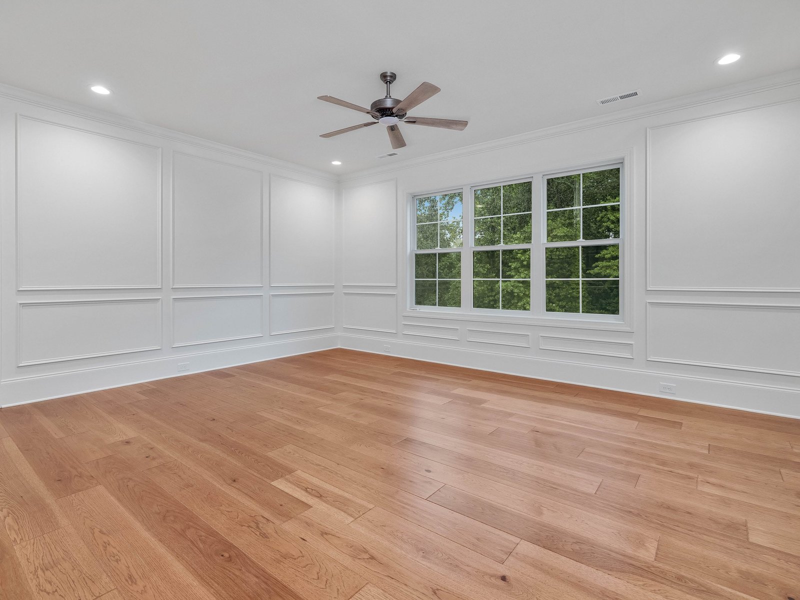 1325-Edwards-Pond-Ct-Apex-NC-print-067-043-067-1325edwardspondct-cotton-4200x3150-300dpi