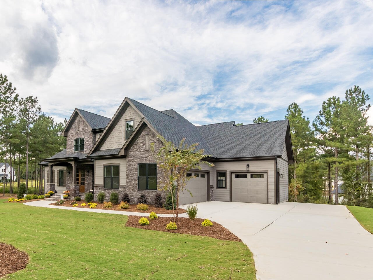 181-Pine-Cone-Loop-Lot-25-002-144-Exterior-Front-MLS_Size-1