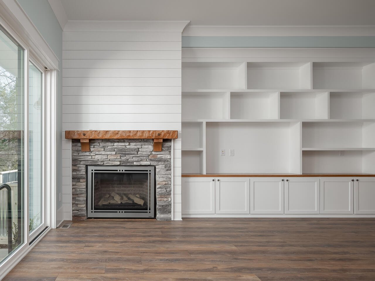 302-Hinton-St-Apex-NC-27502-018-142-Living-Room-MLS_Size