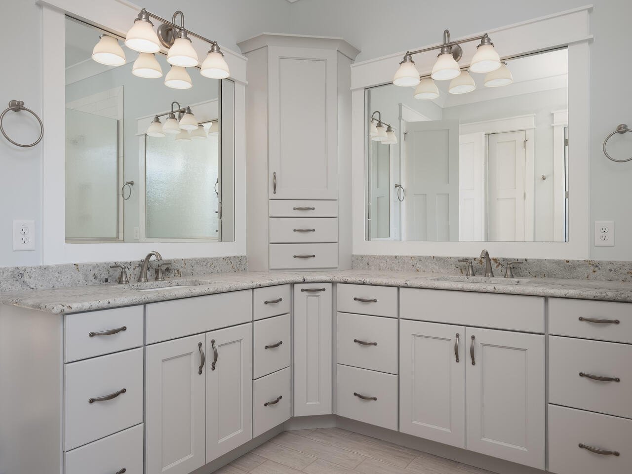 302-Hinton-St-Apex-NC-27502-044-182-Primary-Bathroom-MLS_Size