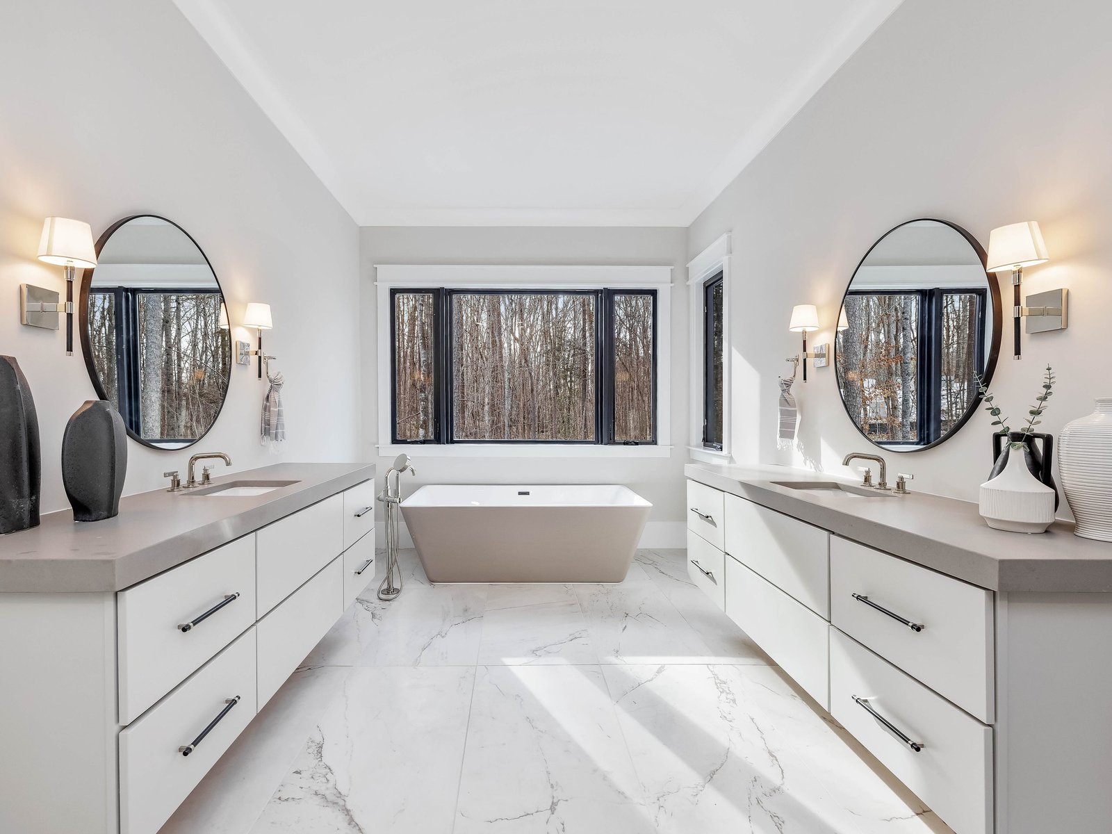 75-Ridgeline-Ct-Primary-Bathroom