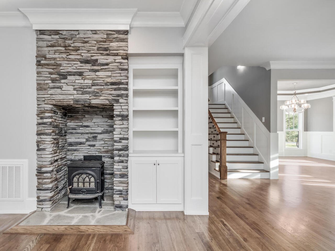 Apex-PreSale-016-069-FireplaceBookcase-Detail-MLS_Size