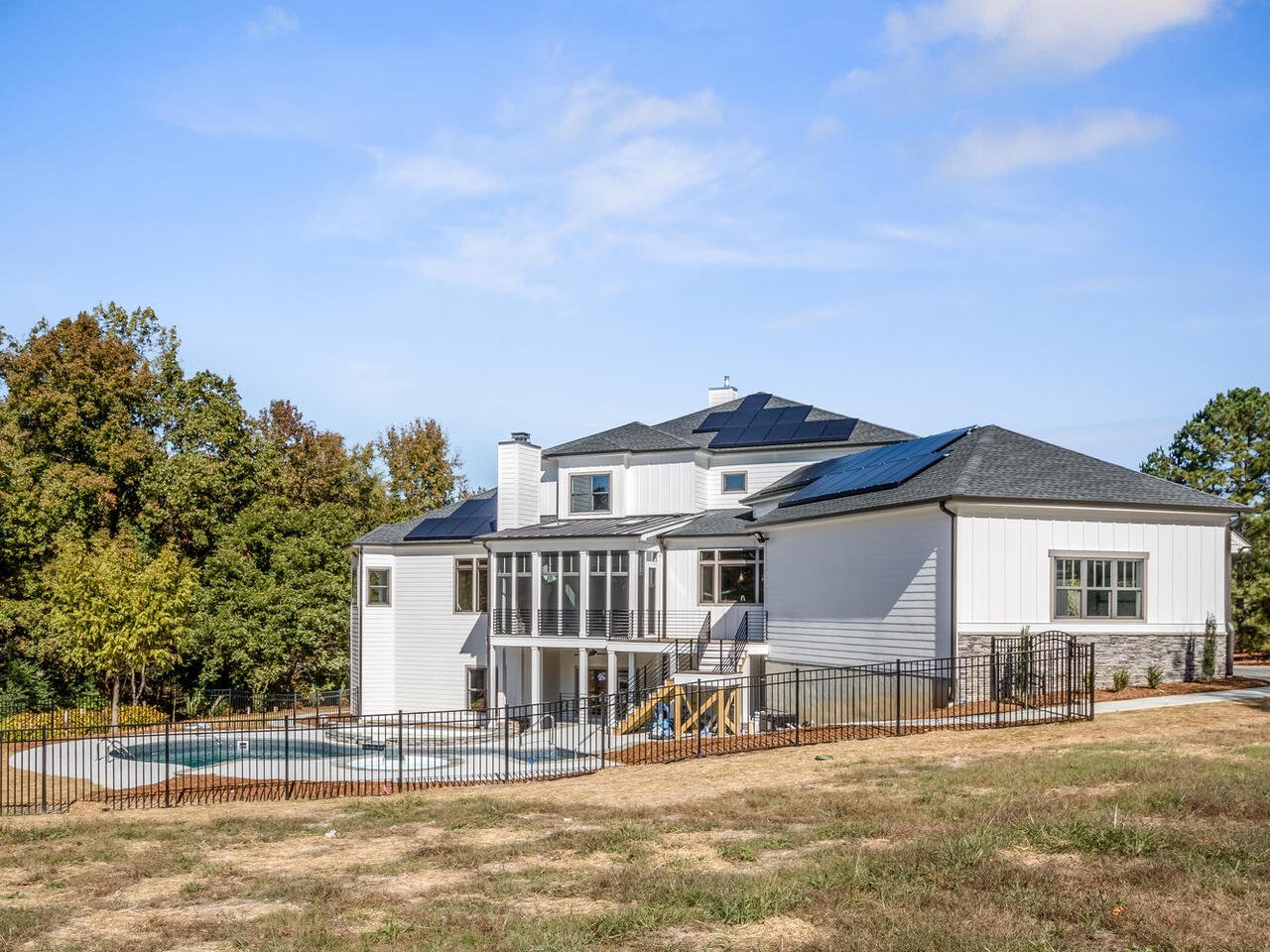 Apex-PreSale-155-130-Back-of-House-MLS_Size