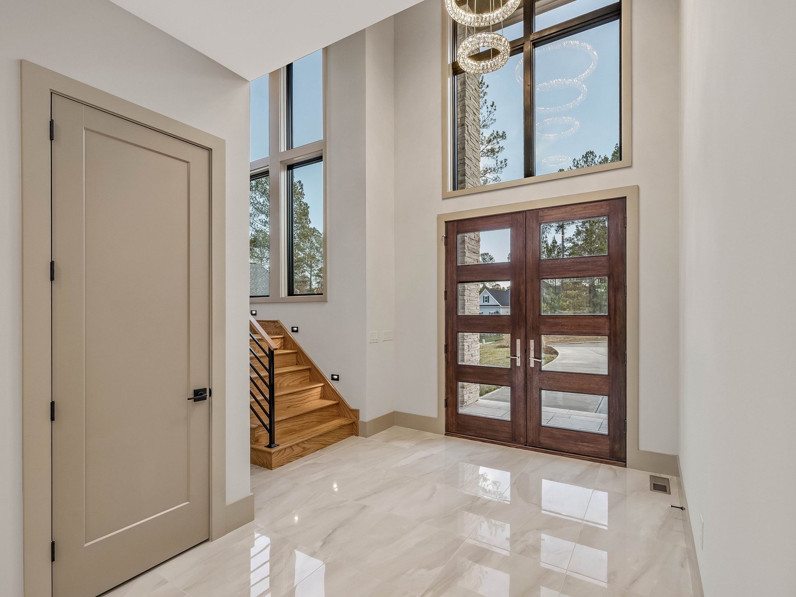 Chapel-Ridge-588-Pittsboro-NC-print-015-031-Foyer-4200x3151-300dpi