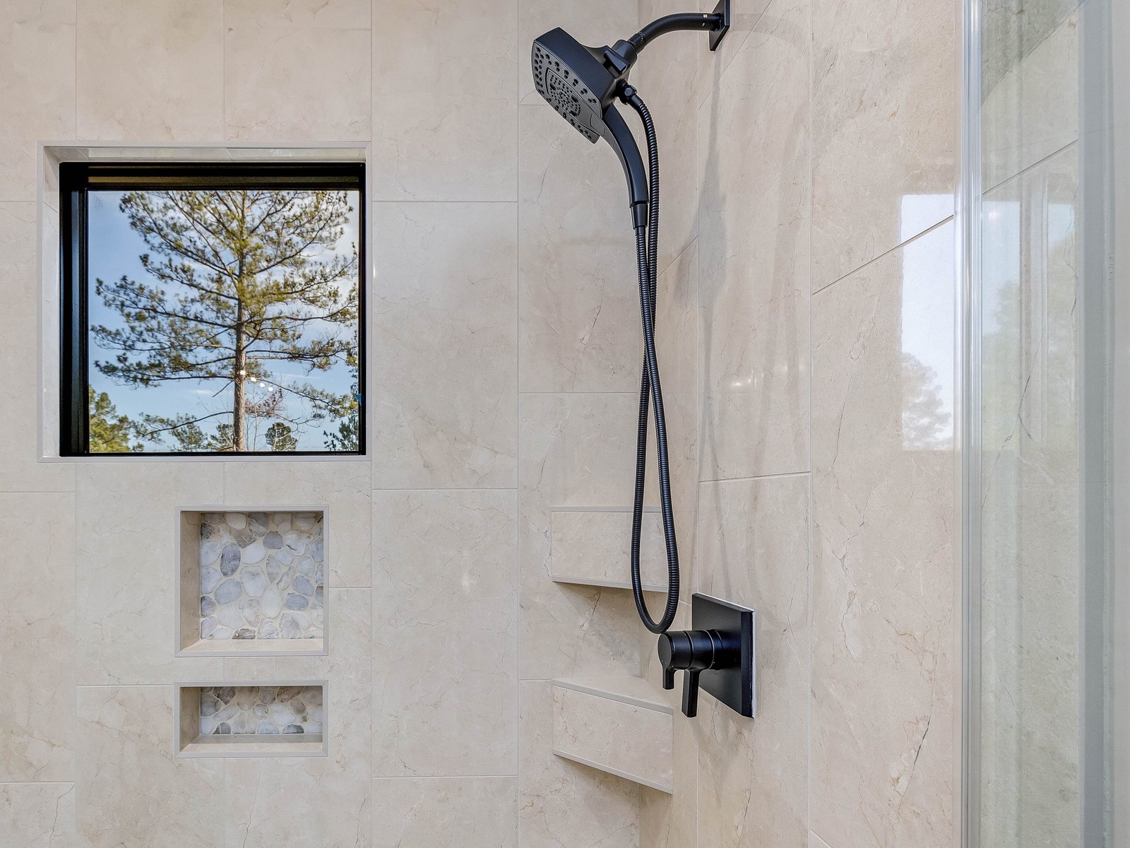 Chapel-Ridge-588-Pittsboro-NC-print-092-024-Bedroom-3-Ensuite-with-Balcony-4200x3150-300dpi