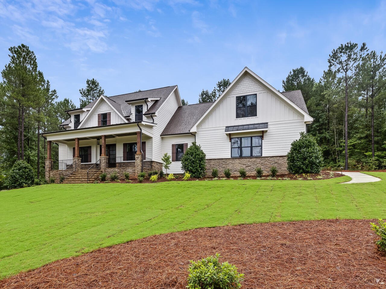 Front-Exterior-004-005-1280x960