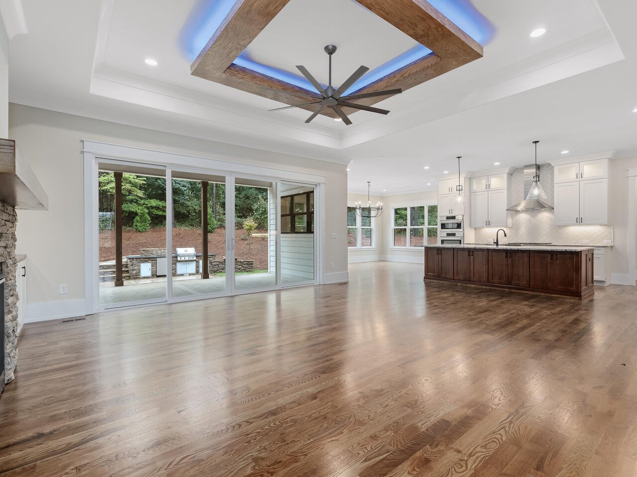 Living-Area-017-029-1280x960