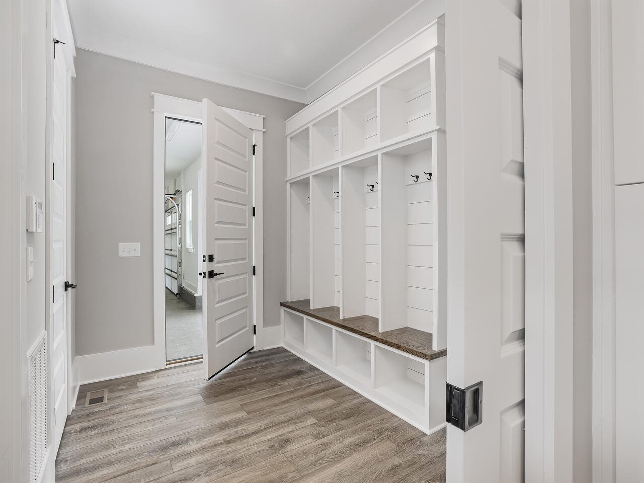 Mudroom-102-159-1280x960