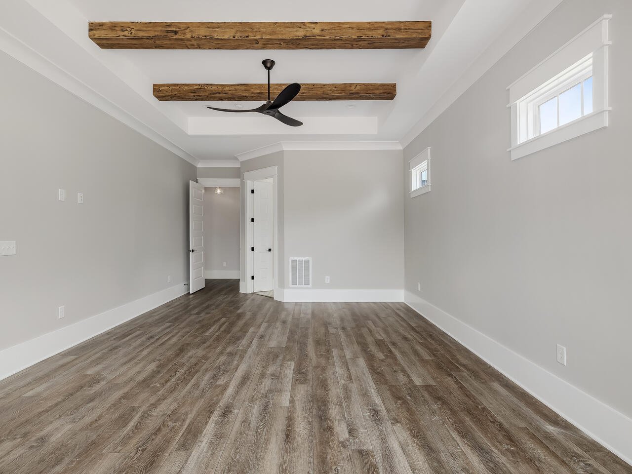 Primary-Bedroom-082-101-1280x960