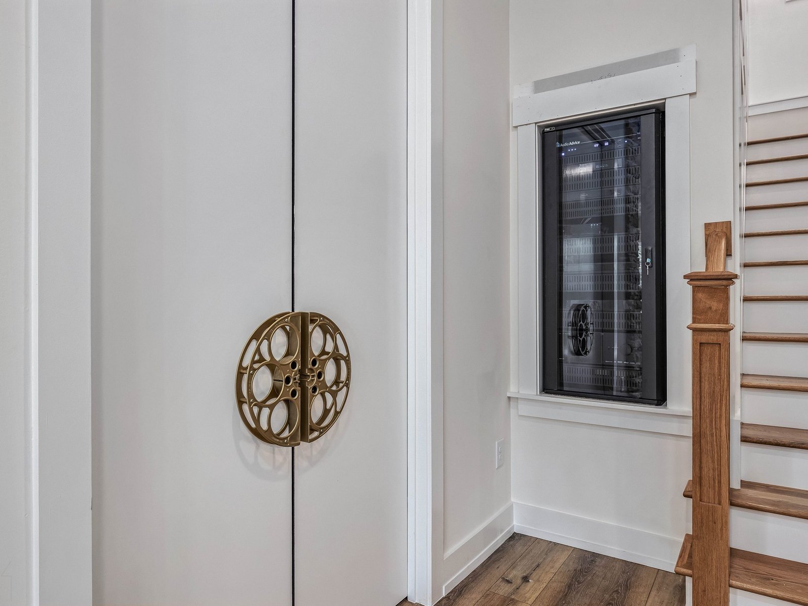 Sandpiper-at-Seaforth-Landing-print-103-124-Theater-Room-4200x3151-300dpi